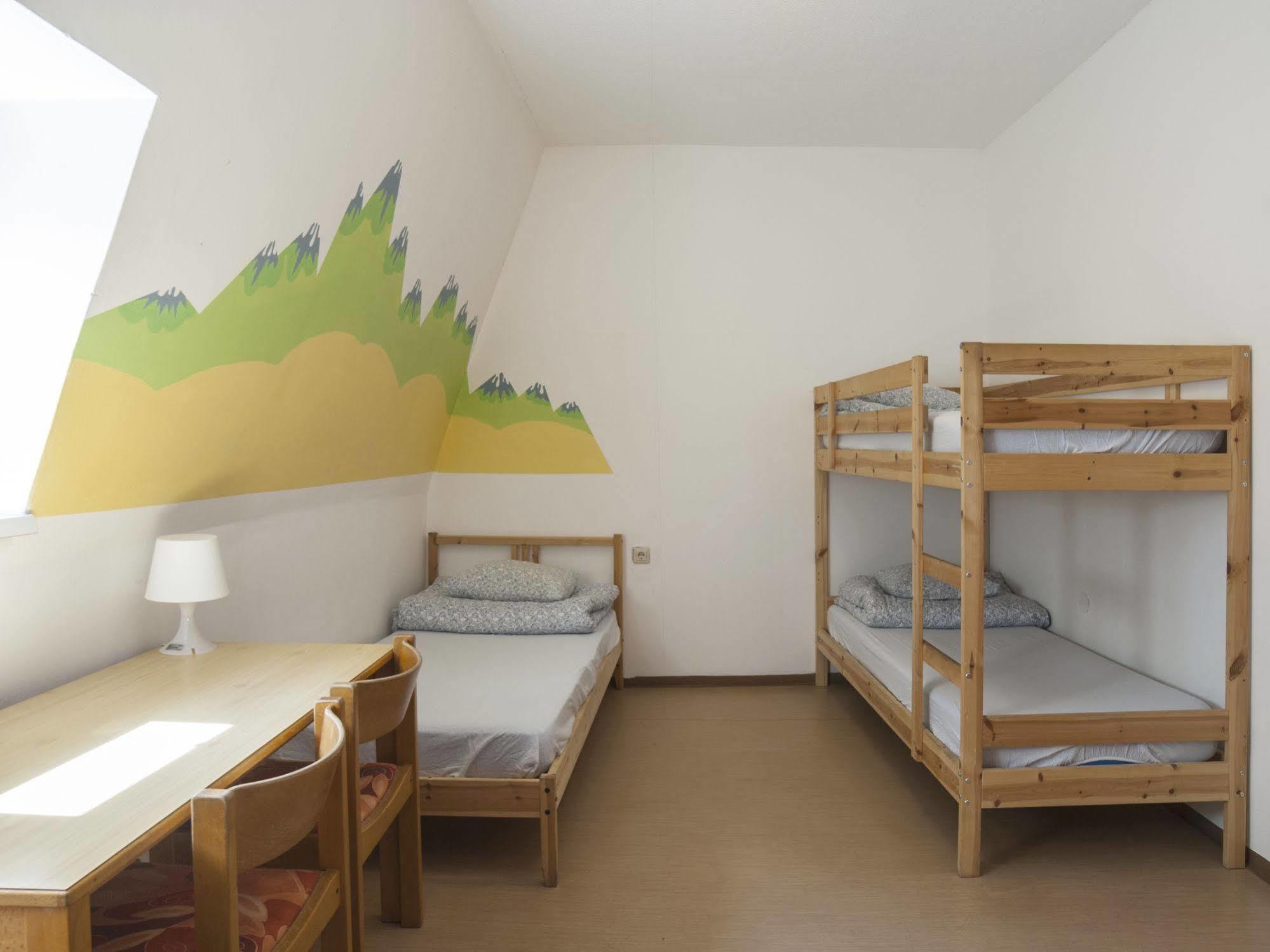 Hostel Marmota Инсбрук Екстериор снимка